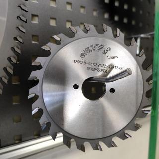 Kanefusa Board Pro 300x30 96z